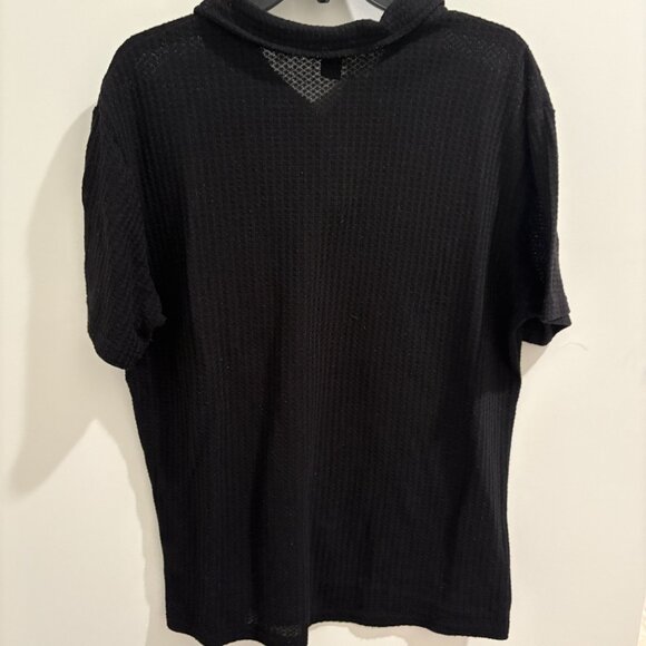 Medium Black Waffle Polo - Picture 3 of 3